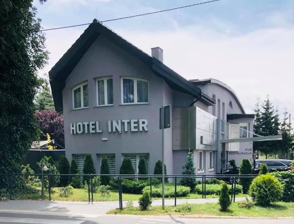 Hotel Inter Bielany Wrocławskie Eksteriør billede