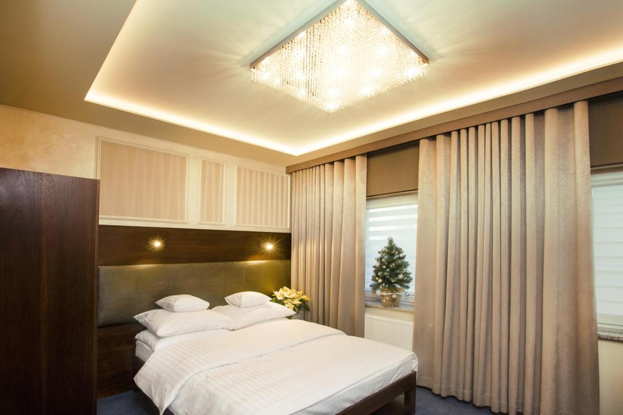 Hotel Inter Bielany Wrocławskie Eksteriør billede