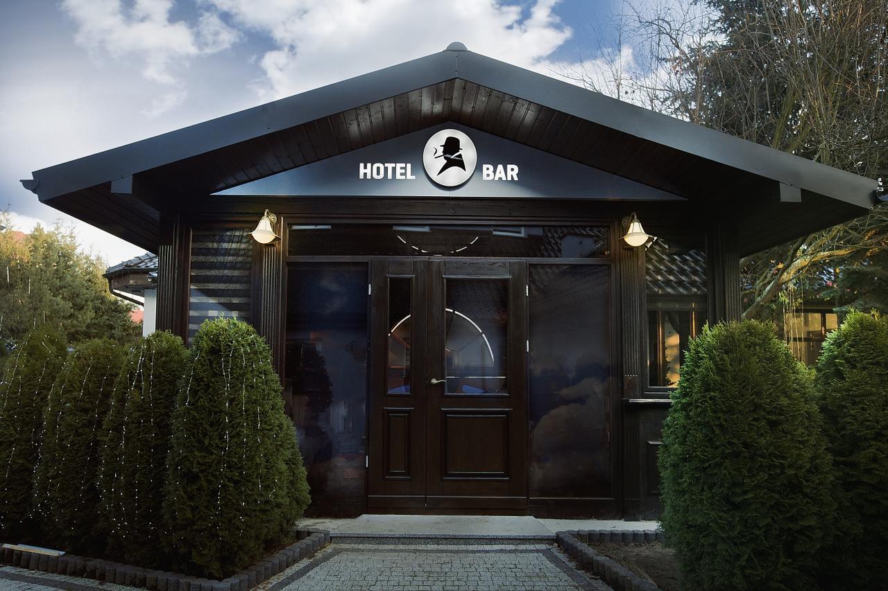 Hotel Inter Bielany Wrocławskie Eksteriør billede