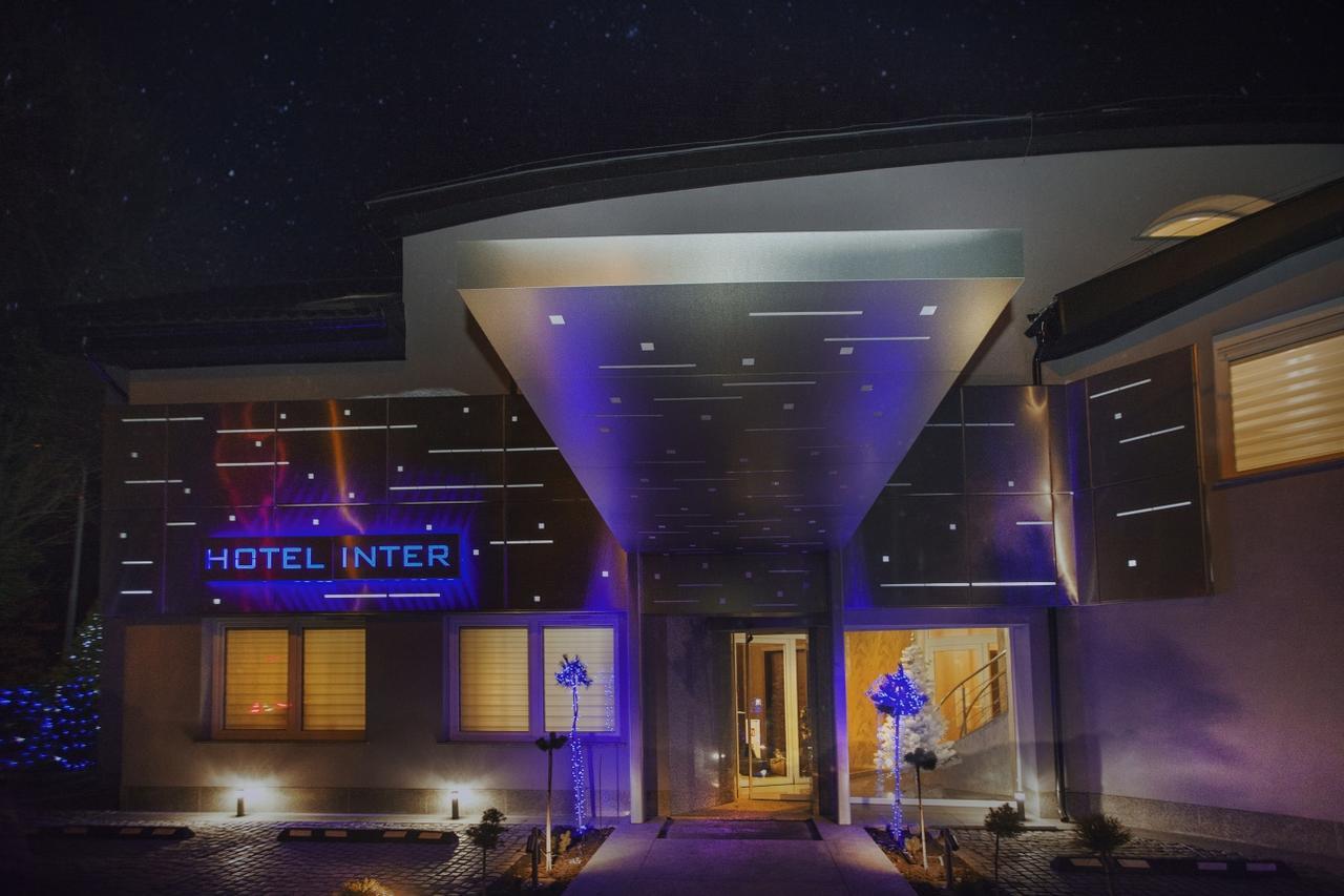 Hotel Inter Bielany Wrocławskie Eksteriør billede